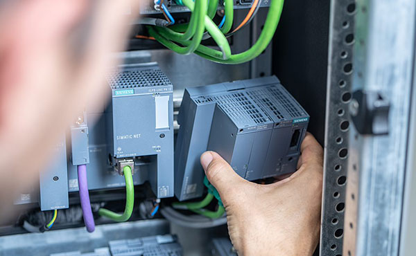 Siemens Reliable Power Network Solutions Image of Siemens Reliable Power Network Solutions