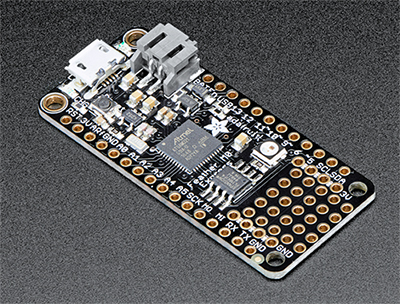 Imagen de la placa de desarrollo 3403 Feather M0 Express de Adafruit