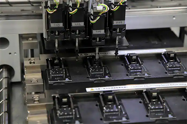Image of DigiKey’s automated programming machine