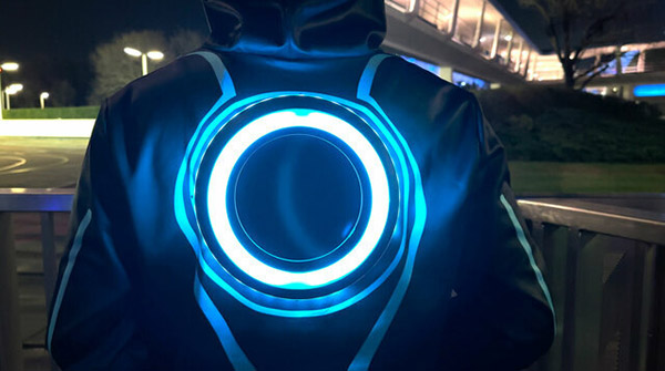 Led_strips_leds_hero_hoddie_45