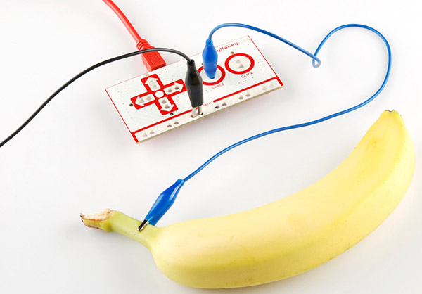 Ground clip attached to banana