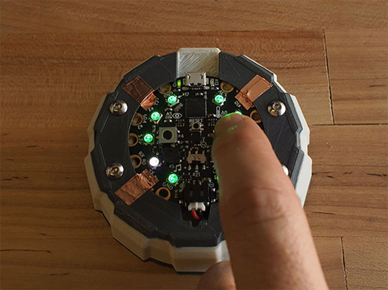 Circuit Playground Password Vault