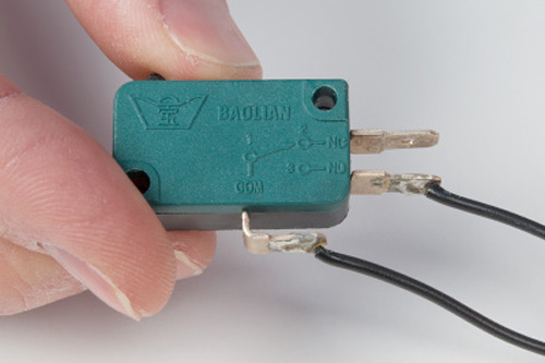 7_electrical-switch